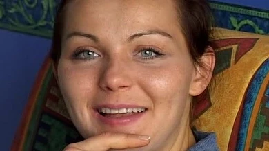 Голубоглазка-француженка не устояла перед уговорами и, как и все, тоже дала Вудману в жопу